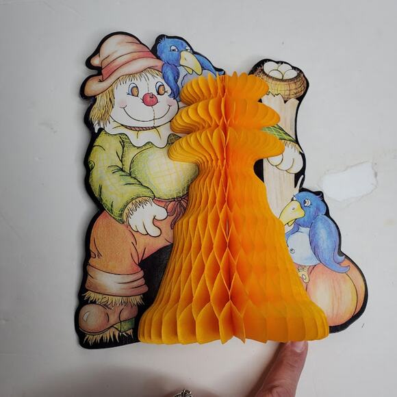 The Beistle Company 1983 Vintage Halloween Decorations Ghost Honeycomb Scarecrow - Picture 11 of 16